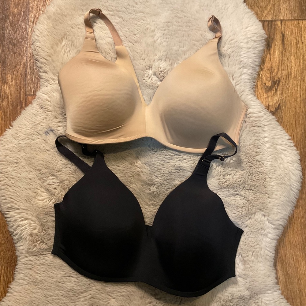 Soma Bra‎ Vanishing 360 Wireless Size 38D 2 Pack Nude Black Womens